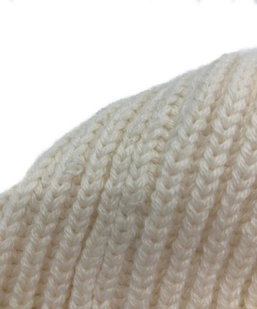 C.P COMPANY（シーピーカンパニー）C.P COMPANY (シーピーカンパニー) ニットキャップ ホワイトの古着・服飾アイテム