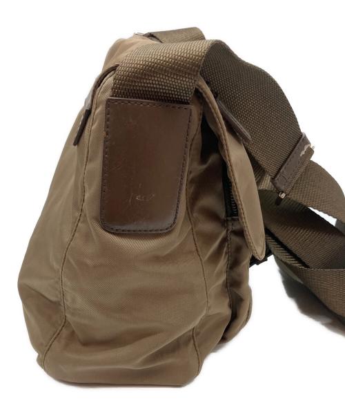 PRADA（プラダ）PRADA (プラダ) ナイロンショルダーバッグ グリーンの古着・服飾アイテム