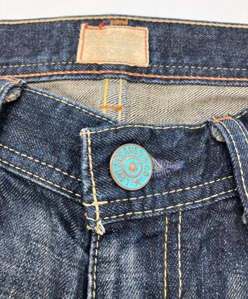 LEVI'S（リーバイス）LEVI'S (リーバイス) デニムパンツ ブルー サイズ:28の古着・服飾アイテム