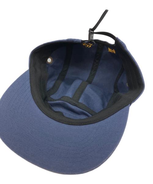 SUPREME（シュプリーム）SUPREME (シュプリーム) Supreme(シュプリーム)キャップ ブルーの古着・服飾アイテム