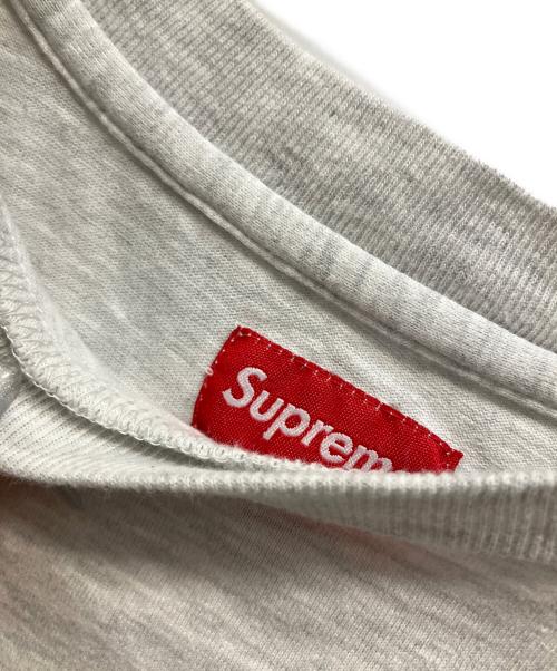 SUPREME（シュプリーム）SUPREME (シュプリーム) Supreme(シュプリーム)半袖カットソー ライトグレー サイズ:Mの古着・服飾アイテム