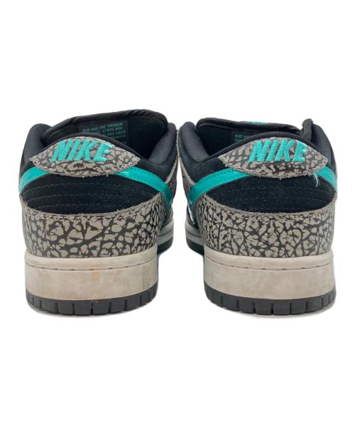 NIKE（ナイキ）NIKE (ナイキ) ローカットスニーカー グレー×ホワイト サイズ:27cmの古着・服飾アイテム