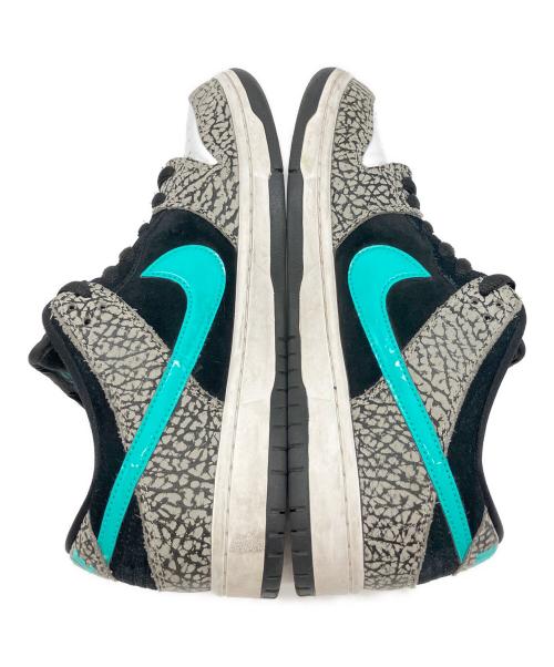 NIKE（ナイキ）NIKE (ナイキ) ローカットスニーカー グレー×ホワイト サイズ:27cmの古着・服飾アイテム