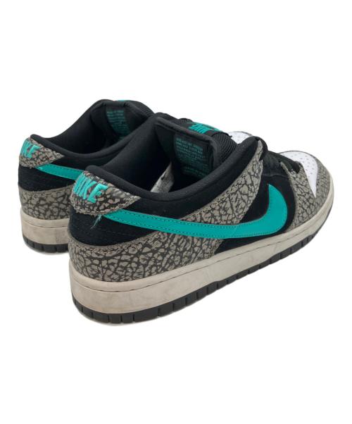 NIKE（ナイキ）NIKE (ナイキ) ローカットスニーカー グレー×ホワイト サイズ:27cmの古着・服飾アイテム