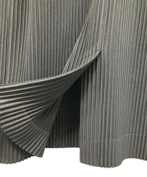 HOMME PLISSE ISSEY MIYAKE（オム プリッセ イッセイ ミヤケ）HOMME PLISSE ISSEY MIYAKE (オム プリッセ イッセイ ミヤケ) プリーツジャケット ブラック サイズ:Freeの古着・服飾アイテム