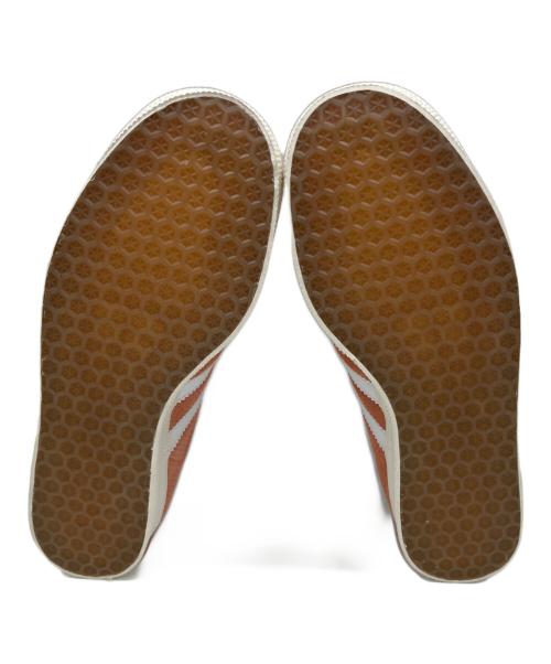 adidas（アディダス）adidas (アディダス) ローカットスニーカー GAZELLE オレンジ サイズ:23.5cmの古着・服飾アイテム