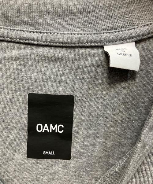 OAMC（オーエーエムシー）OAMC (オーエーエムシー) 半袖Tシャツ グレー サイズ:Sの古着・服飾アイテム