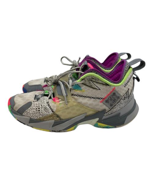 NIKE（ナイキ）NIKE (ナイキ) ハイカットスニーカー RETRO_CHICAGO_PATENT ライトグレー サイズ:27.5cmの古着・服飾アイテム