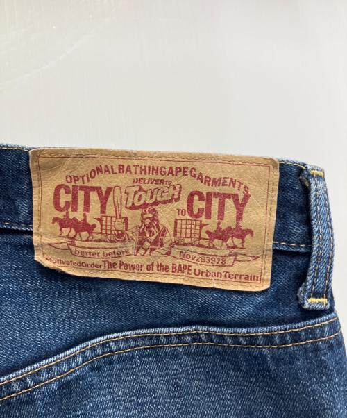 A BATHING APE（ア ベイシング エイプ）A BATHING APE (ア ベイシング エイプ) デニムパンツ ブルー サイズ:Ｓの古着・服飾アイテム