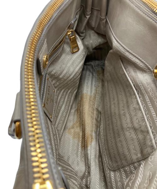 PRADA（プラダ）PRADA (プラダ) 2WAYバッグ ベージュの古着・服飾アイテム