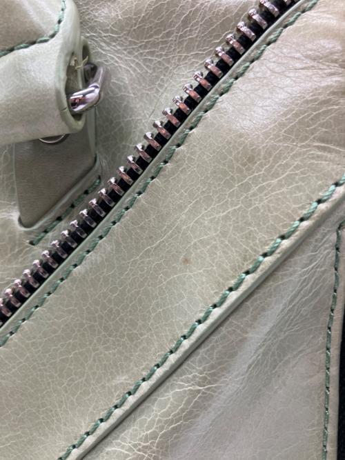 DIESEL（ディーゼル）DIESEL (ディーゼル) ハンドバッグ オリーブの古着・服飾アイテム