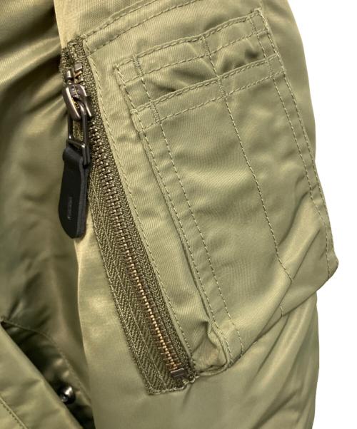 CANTERBURY OF NEWZEALAND（カンターベリーオブニュージーランド）CANTERBURY OF NEWZEALAND (カンターベリーオブニュージーランド) ディフェンダージャケット オリーブ サイズ:Lの古着・服飾アイテム