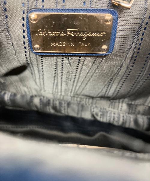 Salvatore Ferragamo（サルヴァトーレ フェラガモ）Salvatore Ferragamo (サルヴァトーレ フェラガモ) 2WAYショルダーバッグ EO-21C361 ネイビーの古着・服飾アイテム