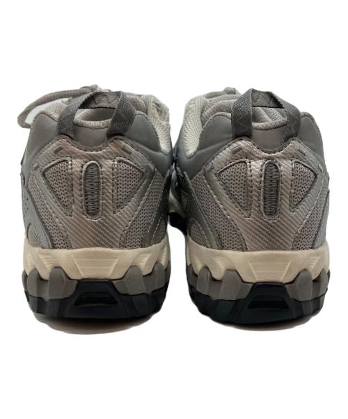 NEW BALANCE（ニューバランス）NEW BALANCE (ニューバランス) シルバー ローカットスニーカー ML610TAU グレー サイズ:24cmの古着・服飾アイテム