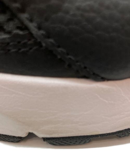 NIKE（ナイキ）NIKE (ナイキ) AIR MAX EXCEE ローカットスニーカー ホワイト×ブラック サイズ:25cmの古着・服飾アイテム