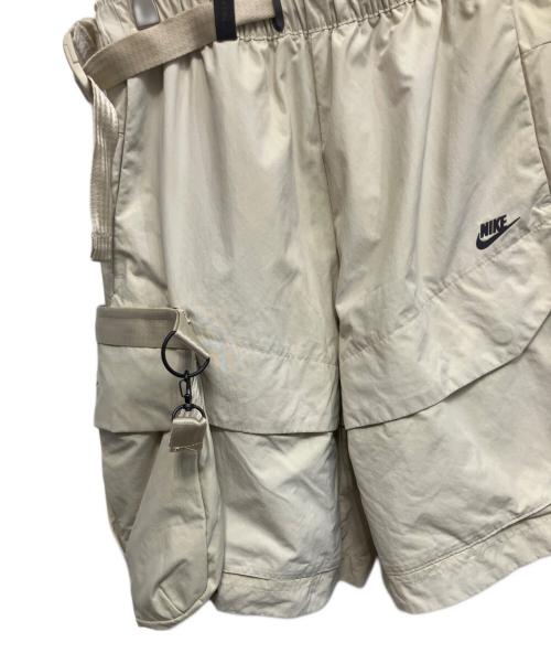 NIKE（ナイキ）NIKE (ナイキ) NSW TP ウーブン UL カーゴ ショート ハーフパンツ ベージュ サイズ:Sの古着・服飾アイテム