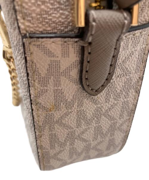 MICHAEL KORS（マイケル・コース）MICHAEL KORS (マイケル・コース) シグネチャー ショルダーバッグ ホワイトの古着・服飾アイテム