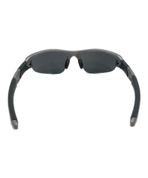 OAKLEY（オークリー）OAKLEY (オークリー) FLAK フラック サングラス シルバーの古着・服飾アイテム