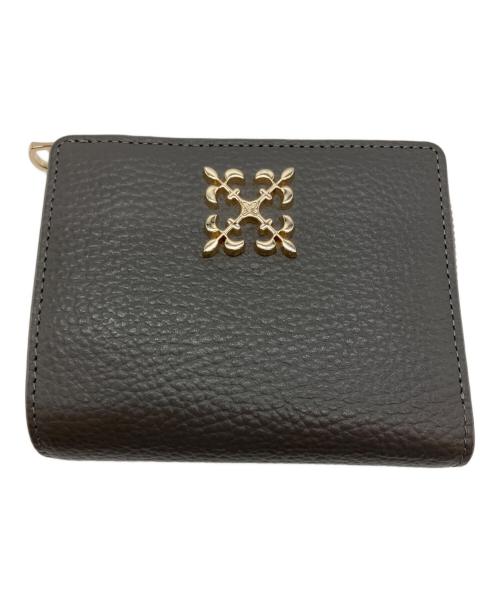 russet（ラシット）russet (ラシット) モノグラムプレート ハーフウォレット 2つ折り財布 グレーの古着・服飾アイテム