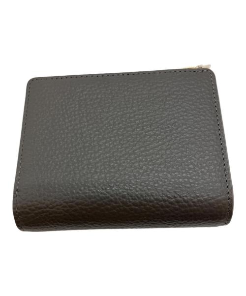 russet（ラシット）russet (ラシット) モノグラムプレート ハーフウォレット 2つ折り財布 グレーの古着・服飾アイテム