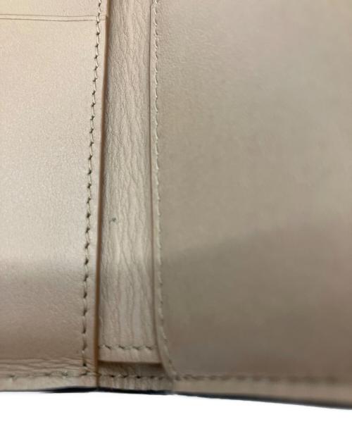 LOEWE（ロエベ）LOEWE (ロエベ) アナグラム コンパクトウォレット 3つ折り財布 グレージュの古着・服飾アイテム