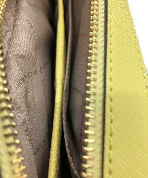 MICHAEL KORS（マイケル・コース）MICHAEL KORS (マイケル・コース) ショルダーバッグ イエローの古着・服飾アイテム