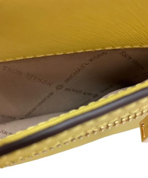 MICHAEL KORS（マイケル・コース）MICHAEL KORS (マイケル・コース) ショルダーバッグ イエローの古着・服飾アイテム