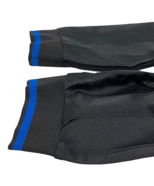 UMBRO（アンブロ）UMBRO (アンブロ) ゲームシャツ 93-95マンチェスターユナイテッド 長袖シャツ ブラック サイズ:Lの古着・服飾アイテム