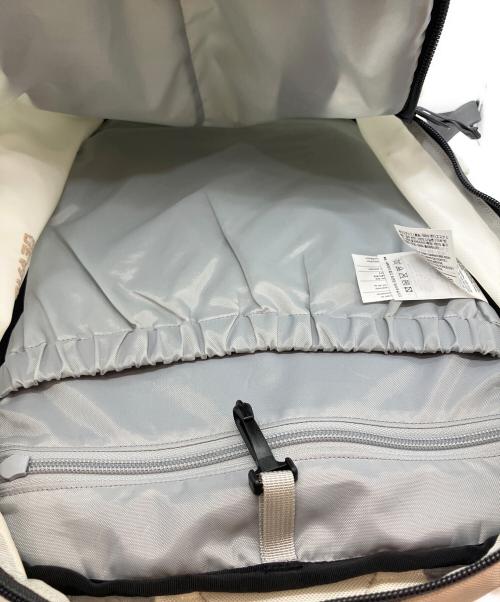 ARC'TERYX（アークテリクス）ARC'TERYX (アークテリクス) BEAMS (ビームス) マンティス 別注Mantis 26 Backpack ホワイトの古着・服飾アイテム