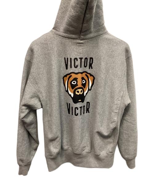 VICTOR VICTOR（ヴィクター ヴィクター）VICTOR VICTOR (ヴィクター ヴィクター) プルオーバーパーカー グレー サイズ:Sの古着・服飾アイテム