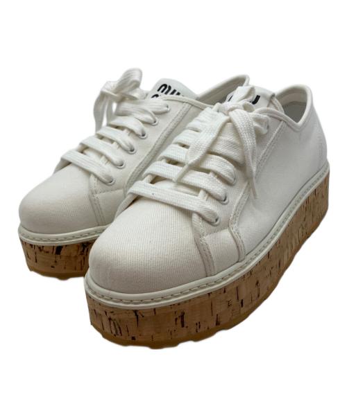 MIU MIU（ミュウミュウ）MIU MIU (ミュウミュウ) キャンパス地 コルクスニーカー ホワイト サイズ:40の古着・服飾アイテム
