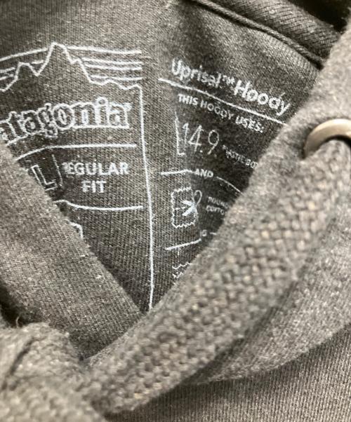 Patagonia（パタゴニア）Patagonia (パタゴニア) プリント プルオーバーパーカー ブラック サイズ:XLの古着・服飾アイテム