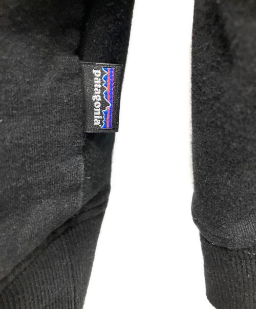 Patagonia（パタゴニア）Patagonia (パタゴニア) プリント プルオーバーパーカー ブラック サイズ:XLの古着・服飾アイテム