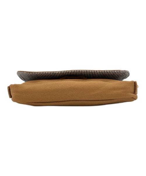 CarHartt（カーハート）CarHartt (カーハート) ウーマンズ エッセンシャルズ ポーチ ブラウンの古着・服飾アイテム