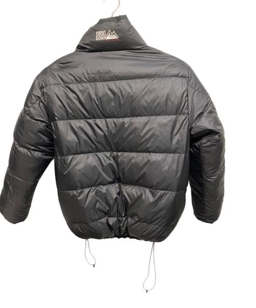 FIRST DOWN（ファーストダウン）FIRST DOWN (ファーストダウン) リバーシブルダウンジャケット ブラック×イエロー サイズ:Lの古着・服飾アイテム