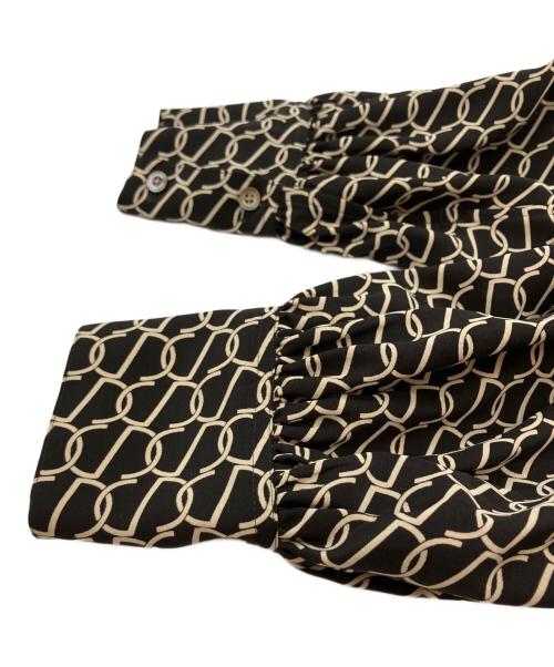 Spick and Span（スピックアンドスパン）Spick and Span (スピックアンドスパン) モノグラムプリントレイヤースリーブブラウス 長袖ブラウス ブラック×ベージュ サイズ:Freeの古着・服飾アイテム