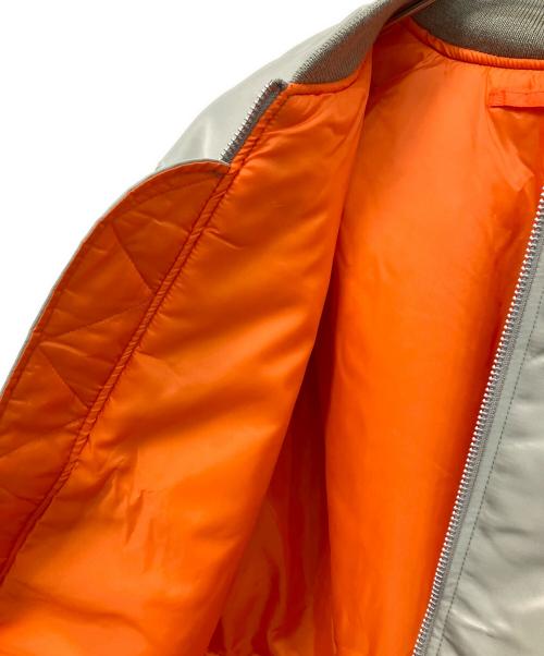 UNIQLO（ユニクロ）UNIQLO (ユニクロ) MA-1ジャケット グレー サイズ:XLの古着・服飾アイテム