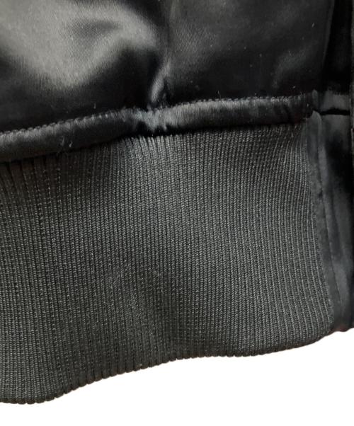 UNDEFEATED（アンディフィーテッド）UNDEFEATED (アンディフィーテッド) ブルペンジャケット ブラック サイズ:Mの古着・服飾アイテム