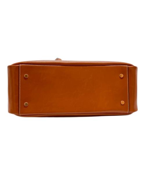 FOLNUA（フォルニュア）FOLNUA (フォルニュア) ショルダーバッグ キャメルの古着・服飾アイテム