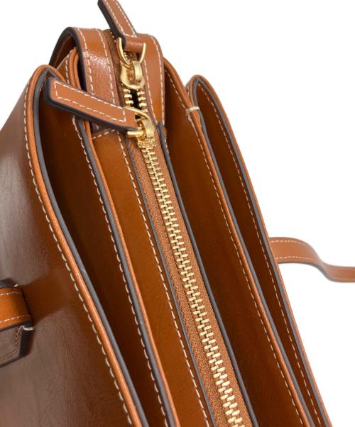 FOLNUA（フォルニュア）FOLNUA (フォルニュア) ショルダーバッグ キャメルの古着・服飾アイテム