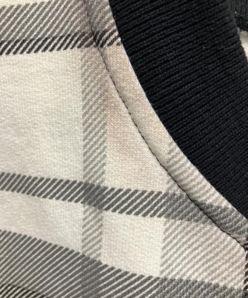 SUPREME（シュプリーム）SUPREME (シュプリーム) 14FW Plaid Snap Front Sweat スタジャン ホワイト×ブラック サイズ:Mの古着・服飾アイテム