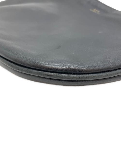 A.P.C.（アーペーセー）A.P.C. (アーペーセー) ショルダーバッグ ブラックの古着・服飾アイテム