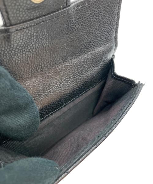 CHANEL（シャネル）CHANEL (シャネル) 3つ折り財布 ブラックの古着・服飾アイテム