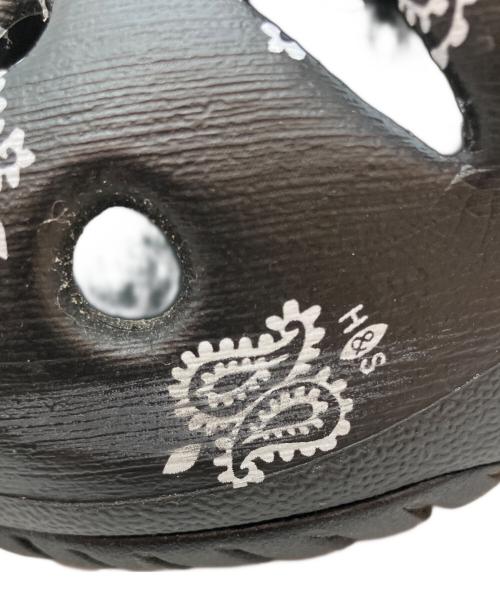 KEEN（キーン）KEEN (キーン) HIDE AND SEEK (ハイドアンドシーク) YOGUI ARTS サンダル ブラック サイズ:M10の古着・服飾アイテム