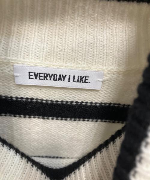 EVERYDAY I LIKE.（エヴリデイ アイ ライク）EVERYDAY I LIKE. (エヴリデイ アイ ライク) クロップドストライプタートルネックプルオーバー 厚手ニット ホワイト×ブラック サイズ:Freeの古着・服飾アイテム