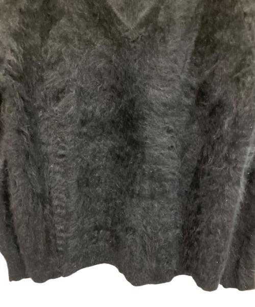 L'appartement（アパルトモン）L'appartement (アパルトモン) Vネック 厚手ニット ブラック サイズ:Freeの古着・服飾アイテム