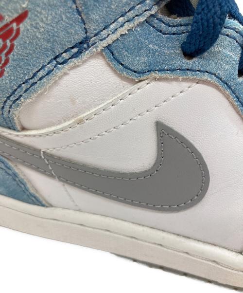 NIKE（ナイキ）NIKE (ナイキ) AIR JORDAN 1MID SE ハイカットスニーカー スカイブルー×ホワイト サイズ:26cmの古着・服飾アイテム
