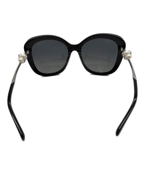 CHANEL（シャネル）CHANEL (シャネル) フェイクパールココマーク 偏光レンズ(POLARIZED) サングラス ブラック サイズ:55□18 140の古着・服飾アイテム