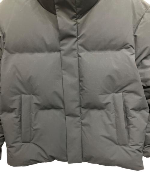 UNIQLO（ユニクロ）UNIQLO (ユニクロ) シームレスダウンジャケット ブラック サイズ:Mの古着・服飾アイテム