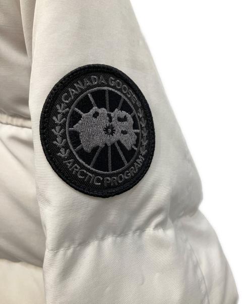 CANADA GOOSE（カナダグース）CANADA GOOSE (カナダグース) マクミランパーカー ホワイト サイズ:Lの古着・服飾アイテム